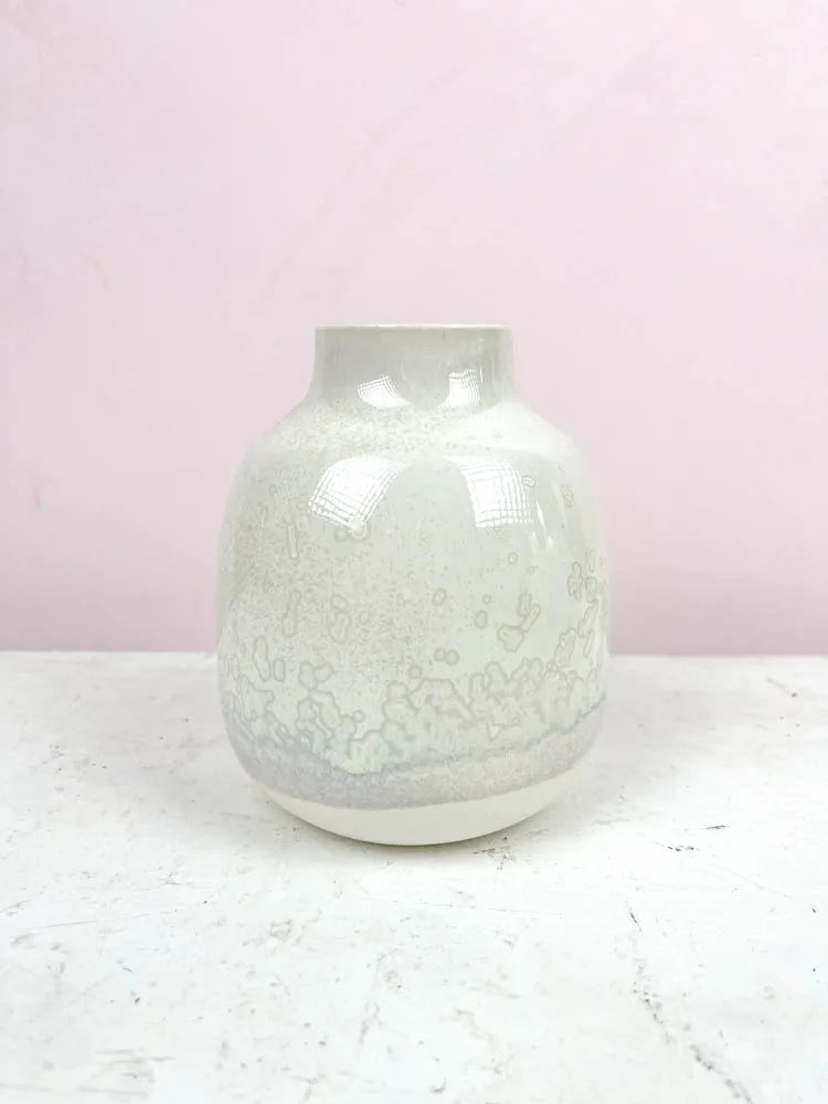 Lille keramik vase - Creme med krystalglasur