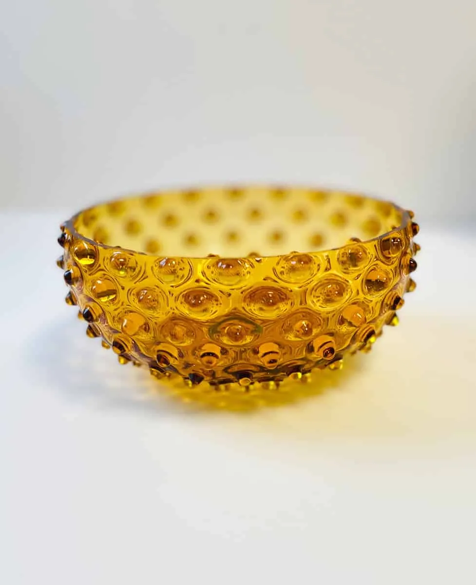 Skål i pindsvinglas 17 cm - Mørk amber