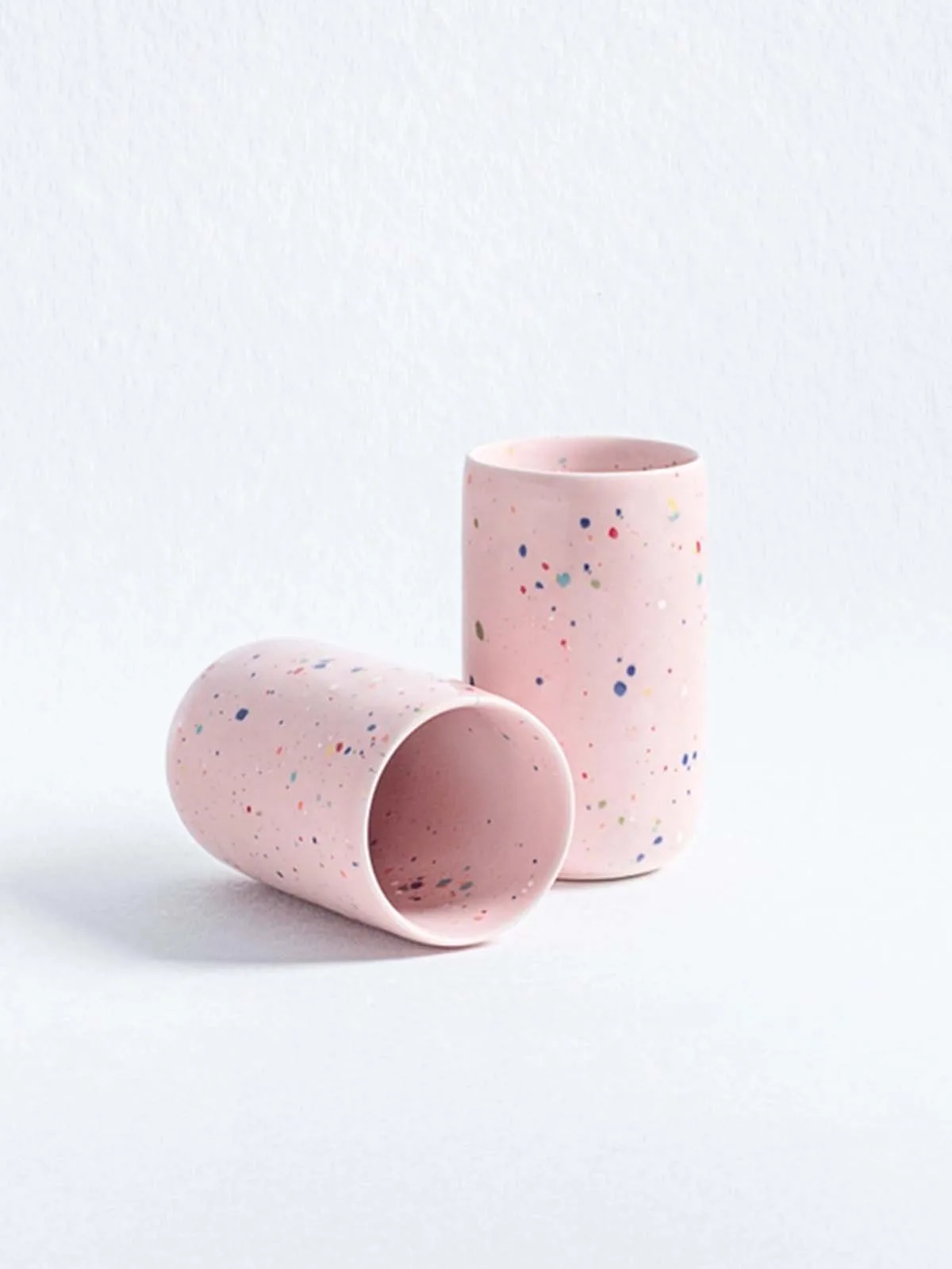 Kop 330 ml "confetti" - Flere farver - Lyserød