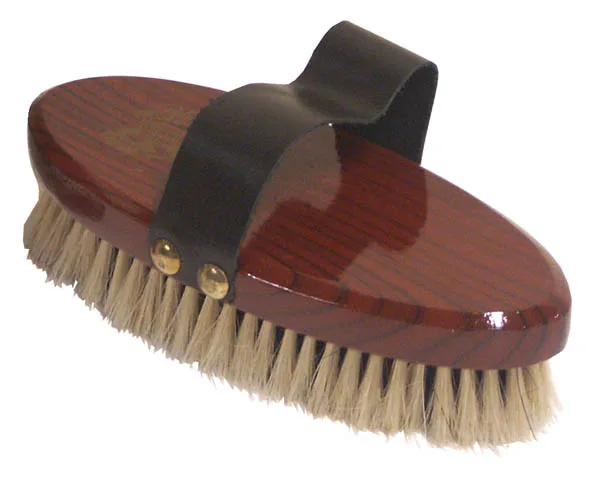 Blød strigle oval, 19,5x9 cm.