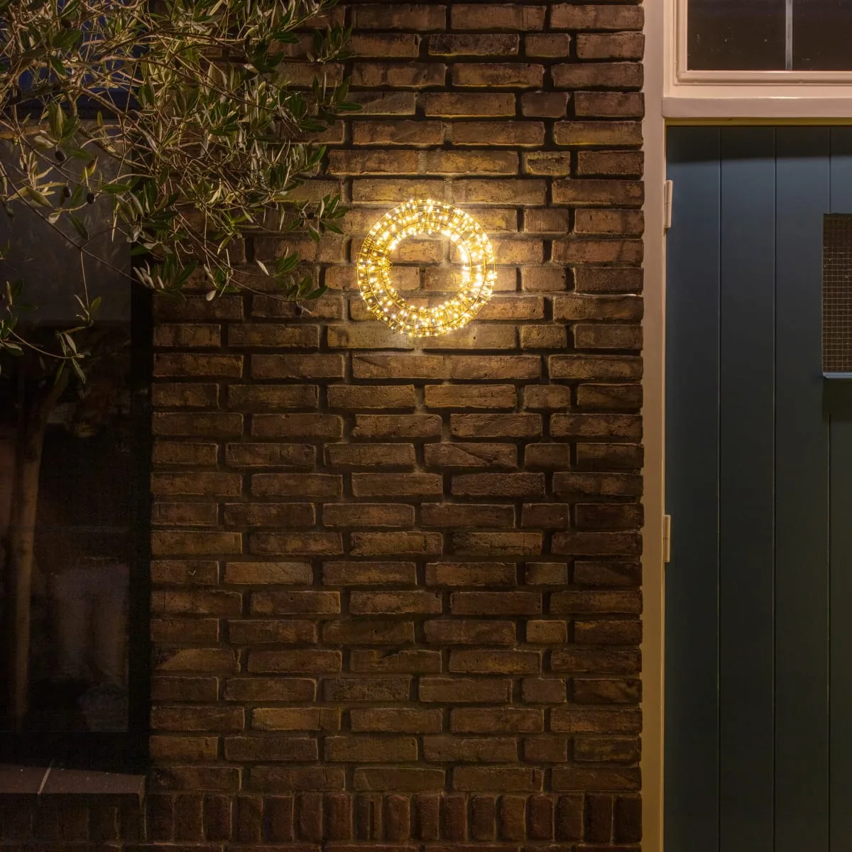 Fairybell Lyskrans til dør eller væg – 30 cm. 400 LED Guld