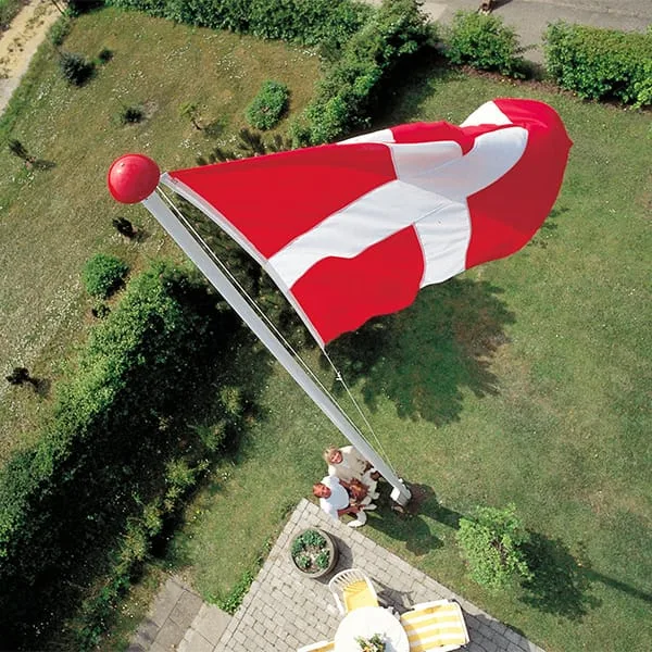 Glasfiberflagstang til støtte - 11 meter