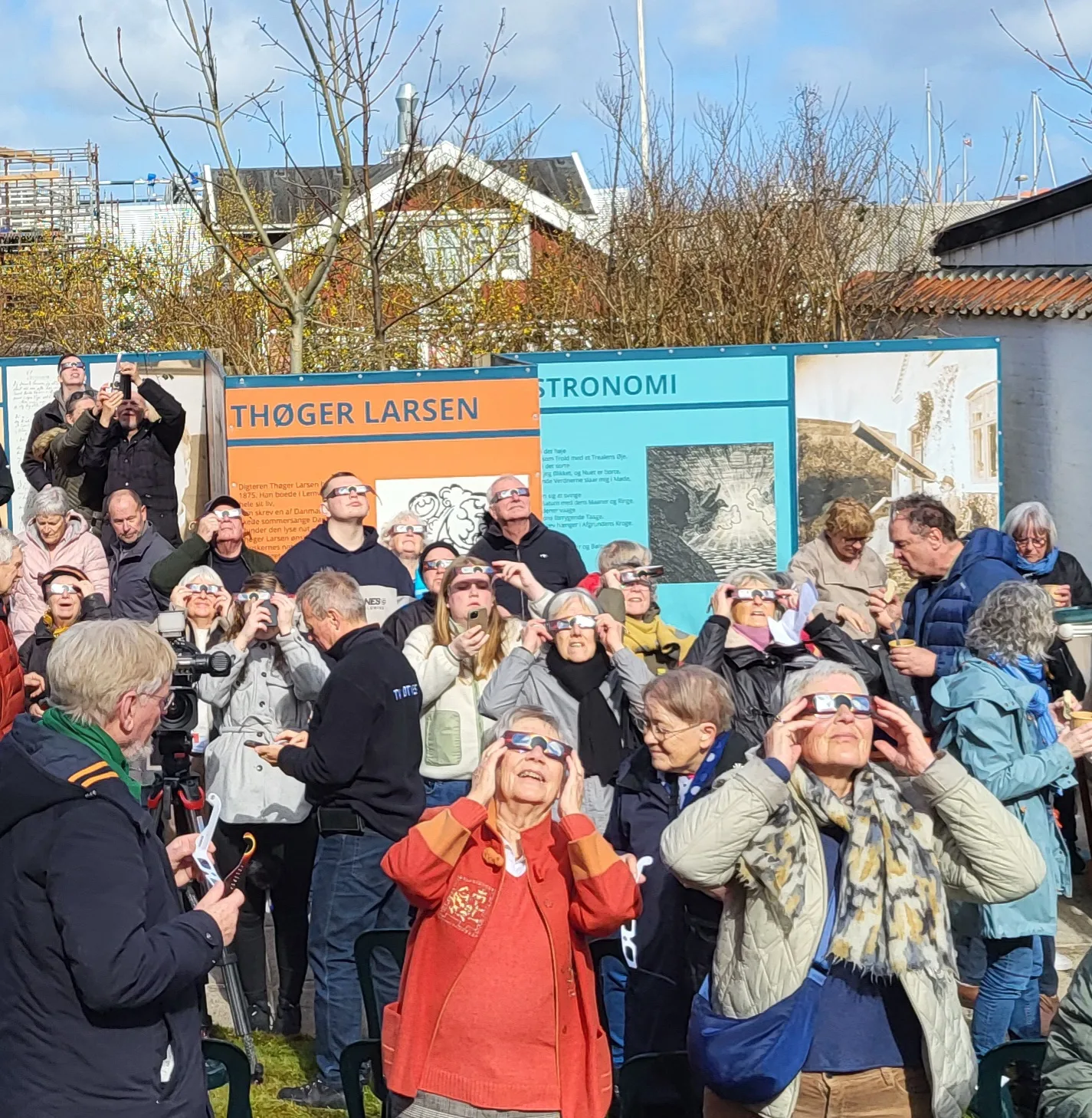 Solen går i sort over Bovbjerg